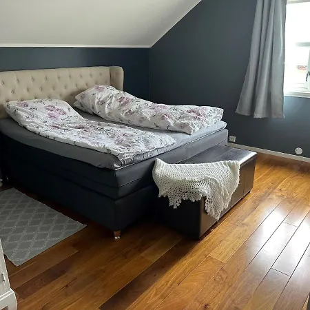 Stor Sentralt Pa Villa *